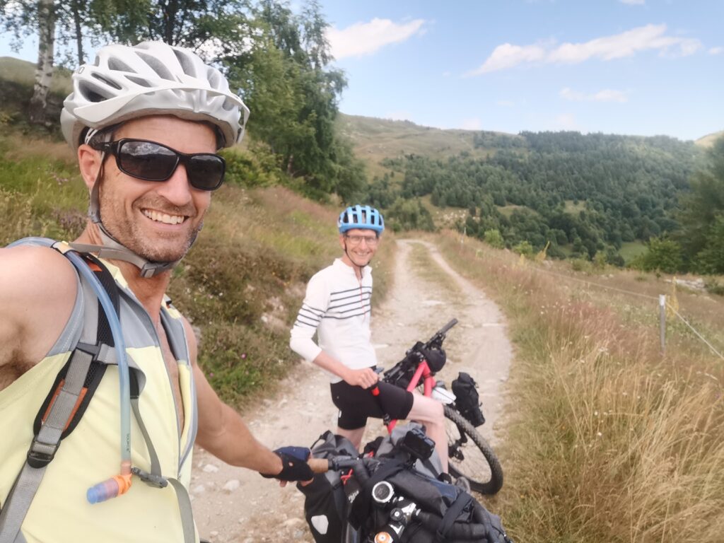 Tobias Luthe and Martin Schütz, SC co-founders, guiding a SC tour in the Italian Piemont Alps.