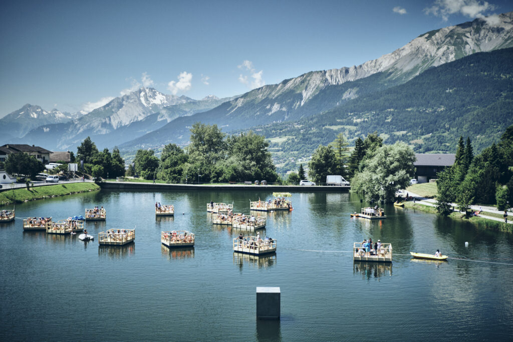 Salons Flottants, Lens