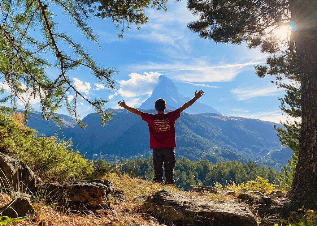 Doing the Yoalin-g! Exploring the Alps with a good conscience. (c) Nejc Suhadolnik